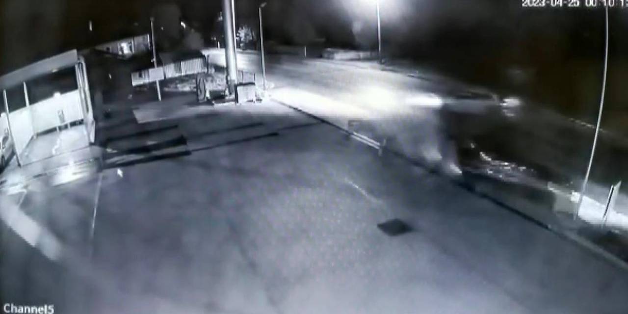 Sakarya’da İki Otomobil Çarpıştı: 4 Yaralı