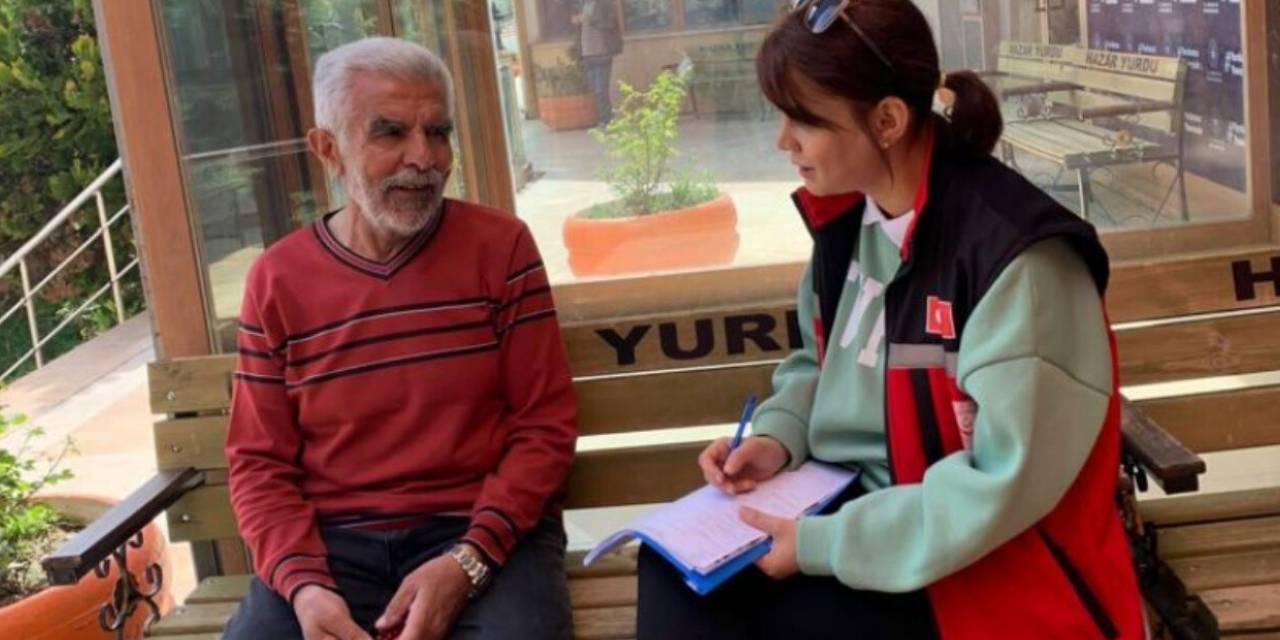 Elazığ’da Psiko-sosyal Destek Ekipleri Depremzedeleri Yalnız Bırakmıyor