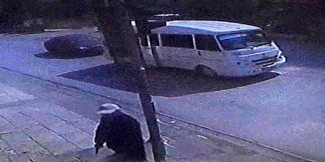 Eşinin İlişki Yaşadığı Esnafı Çocuğunun Gözü Önünde Öldürdü