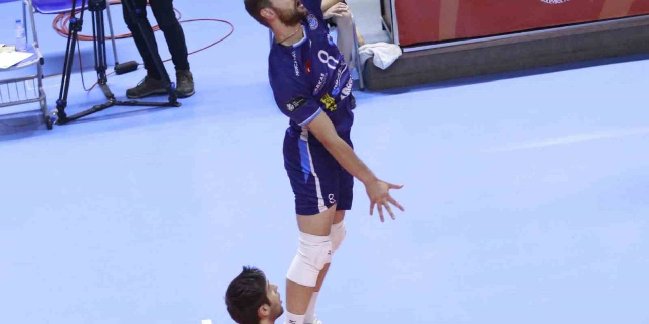 Arkas Spor’un Konuğu Halkbank