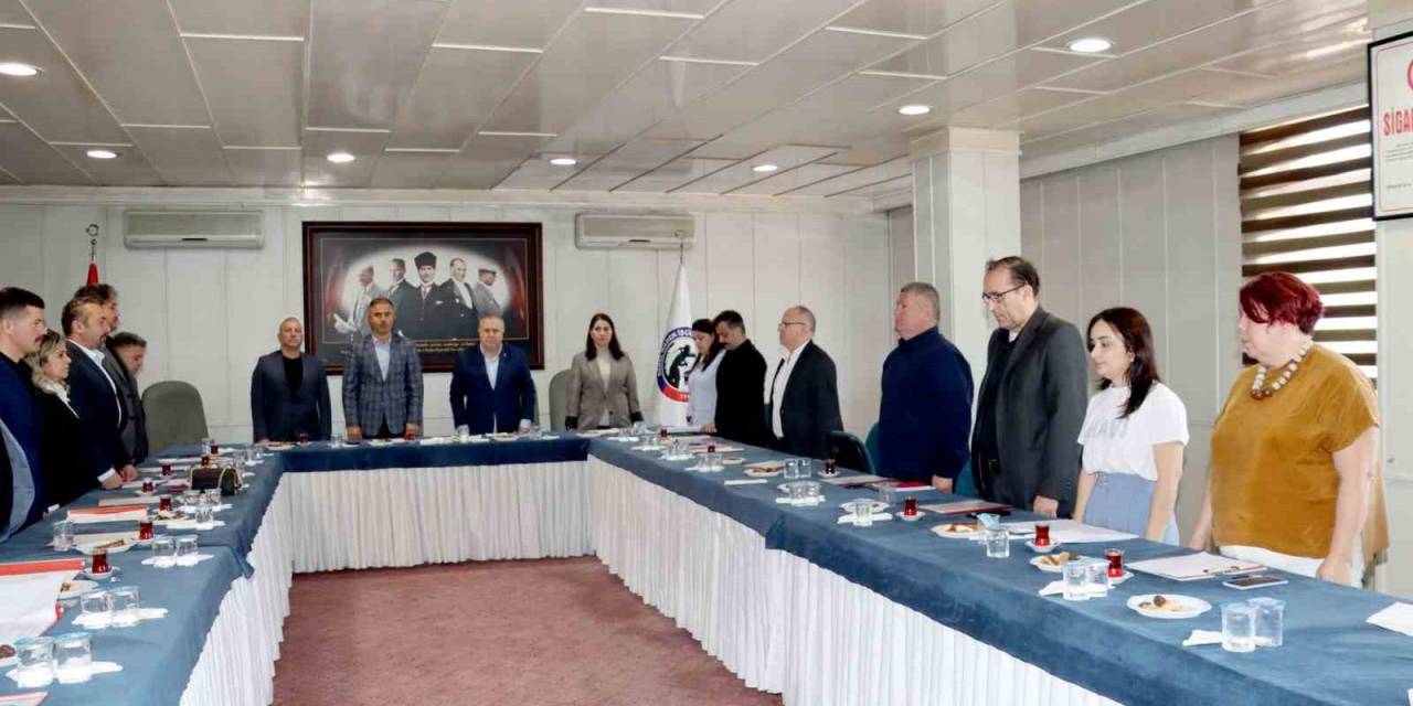 Maden İşçileri Eğitim Ve Spor Vakfı Toplandı