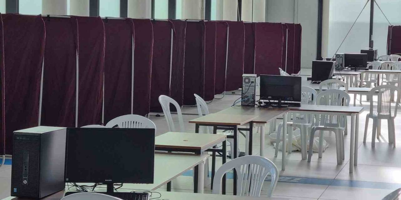 İstanbul Havalimanı’nda Seçim Sandıkları Kuruldu