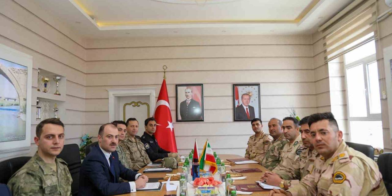 Başkale’de “türkiye-iran Sınır Güvenliği” Toplantısı