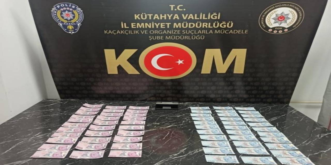 Kütahya’da Ormanlık Alanda Toprağa Gömülü 9 Bin 500 Tl Sahte Para Bulundu