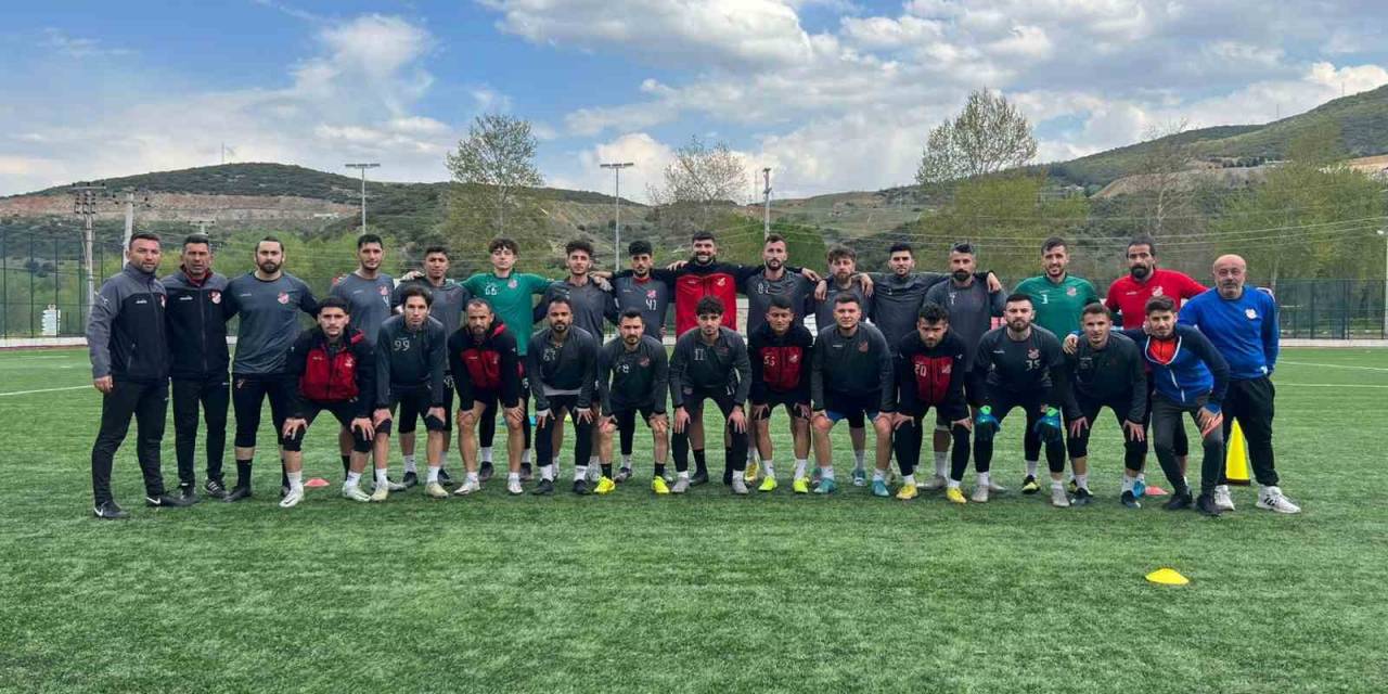 1969 Bilecik Spor Kulübü’nde Zorlu Maç Öncesi Keyifler Yerinde