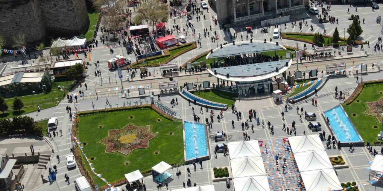 Kayseri’de 1 Milyon 26 Bin Kişi Oy Kullanacak
