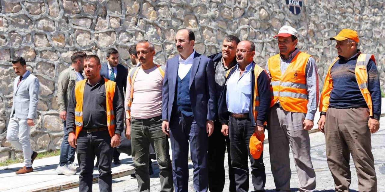 Başkan Altay: “şehrimize Her Gün Yeni Hizmetler Kazandırıyoruz”