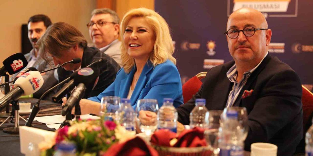Ak Parti Milletvekili Adayı Şebnem Bursalı, Basın Mensuplarıyla Buluştu