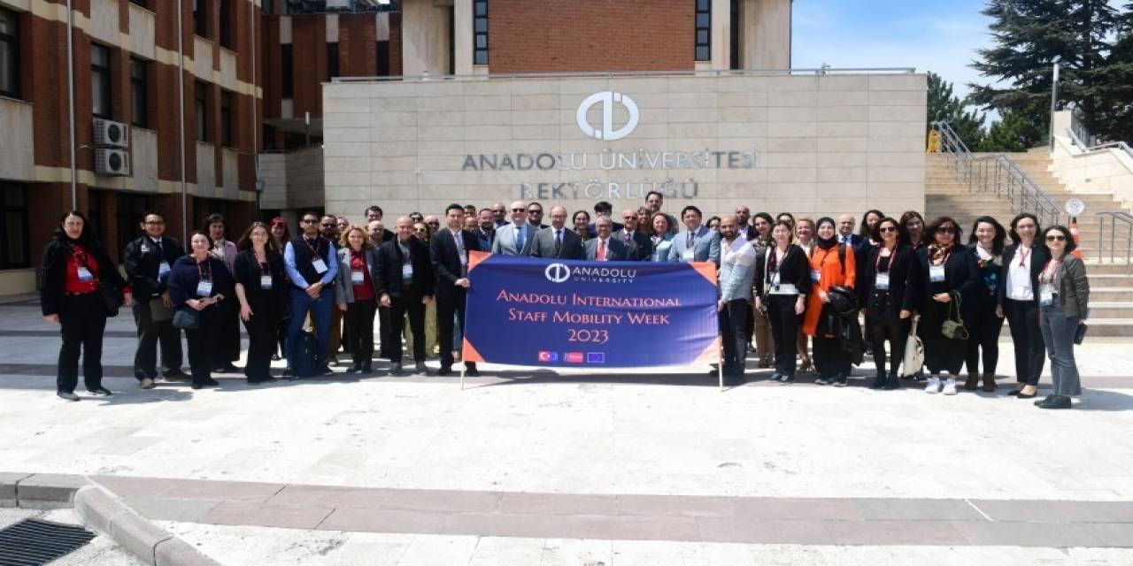 Anadolu Üniversitesi’nde International Staff Mobility Week Programı Başladı