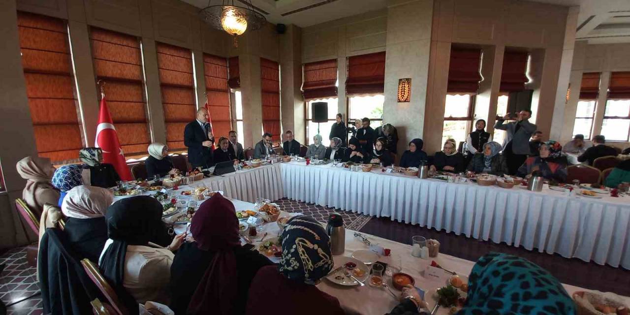 Bakan Soylu:  "kades Uygulamasını 5 Milyon 205 Bin Kadın İndirdi"