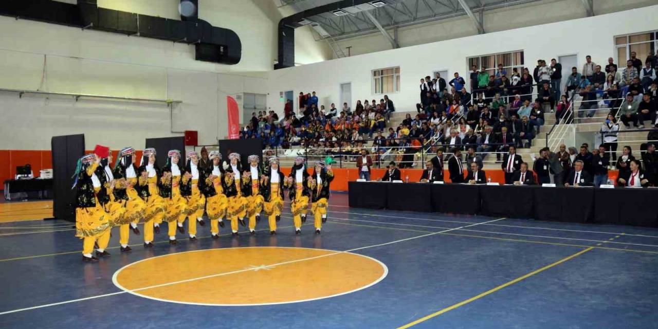 Bitlis’te Türkiye Şampiyonası Halkoyunları Bölge Yarışması Start Aldı