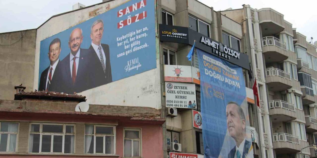 Aydın’da Ak Parti İle Chp Arasında Afiş Krizi