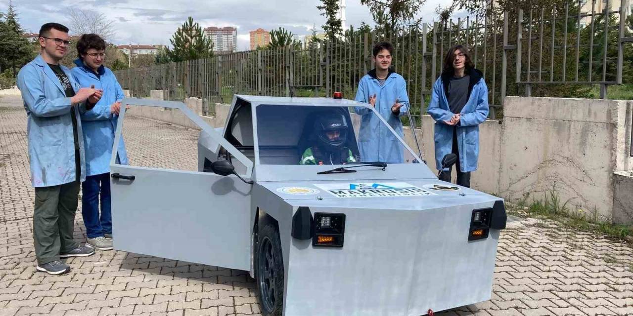 Ankara’da Liselilerin Ürettiği Elektrikli Araç “evcar V2” Teknofest’te Yarışacak