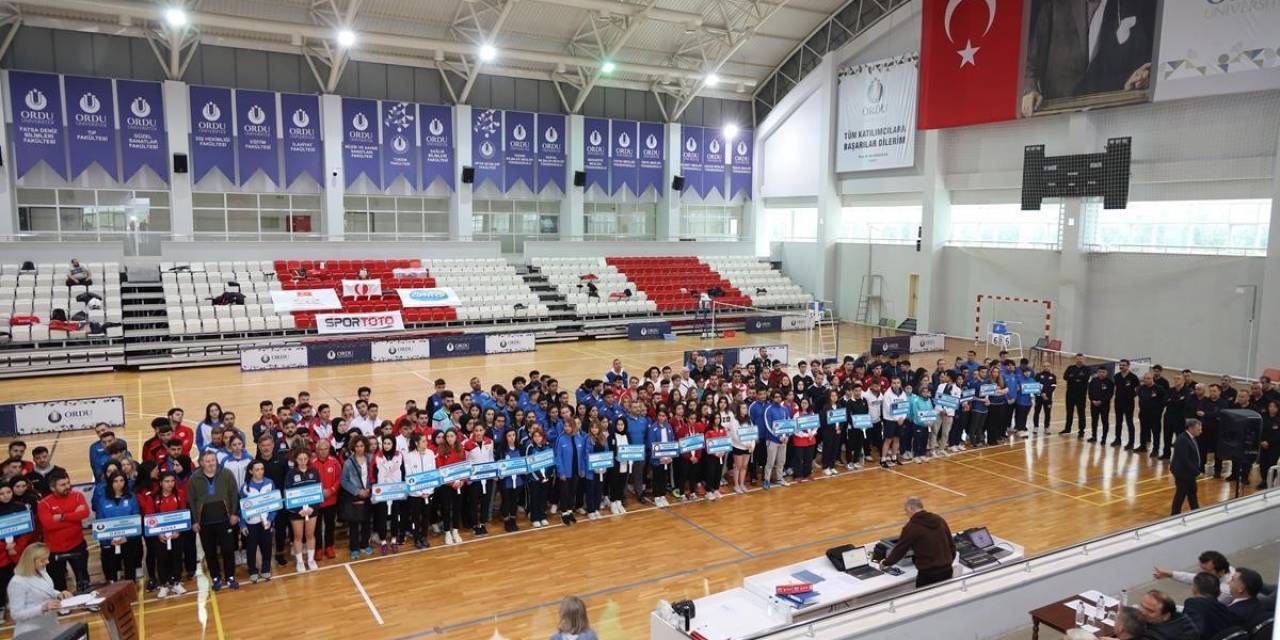Üniversitelerarası Badminton Türkiye Şampiyonası Odü’de Başladı