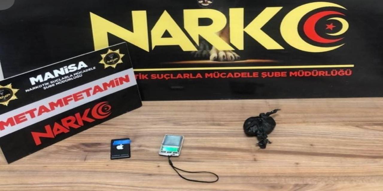 Durdurulan Araçta Uyuşturucuyla Yakalandılar