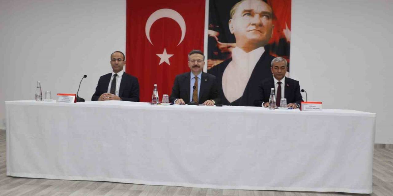 Koçarlı’da Muhtarların Sorunları Masaya Yatırıldı