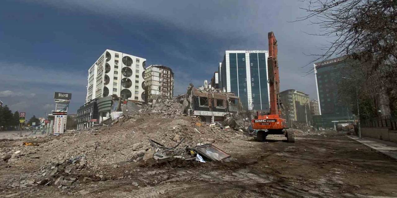89 Kişinin Öldüğü Galeria İş Merkezine İlişkin Bilirkişi Raporu Hazırlandı