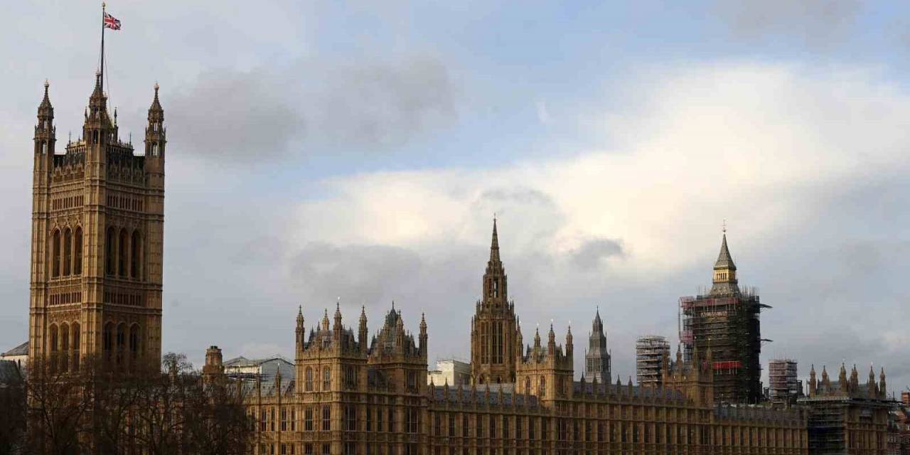 İngiliz Parlamentosunun Alt Kanadından Yasa Dışı Göç Yasası’na Onay