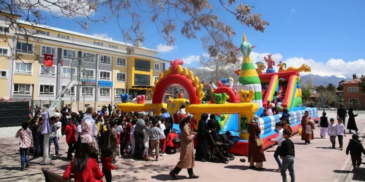’polislerle Macera Adası’ Projesiyle Okullar Balon Park İle Neşelenecek