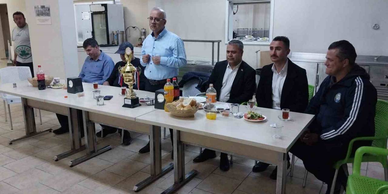 Başkan Kayda, Genç Şampiyonları Ağırladı