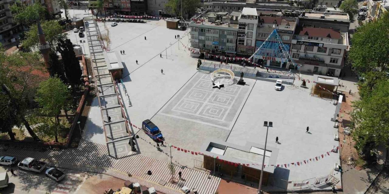 Bakan Varank Kestel’de 500 Milyon Liralık Yatırımları Açacak