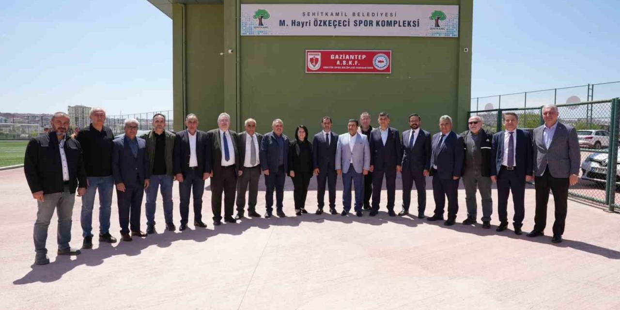 Şehitkamil’de Amatör Spor Kulüplerine Destek