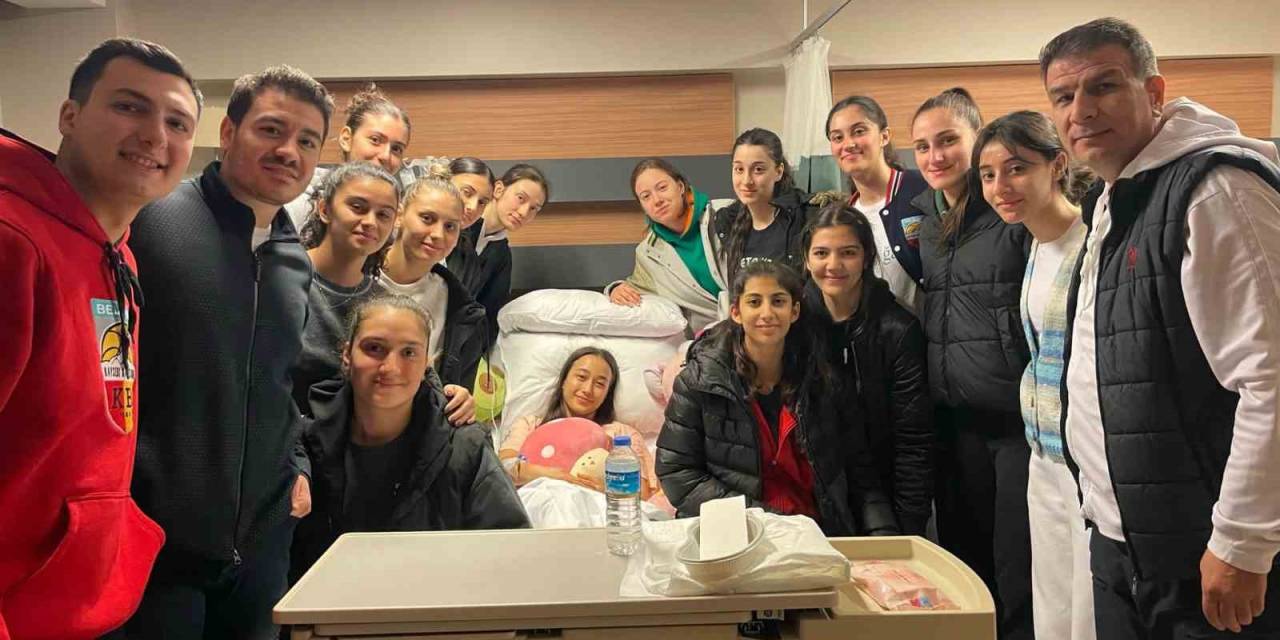 Feray Dalkılıç Ameliyat Oldu