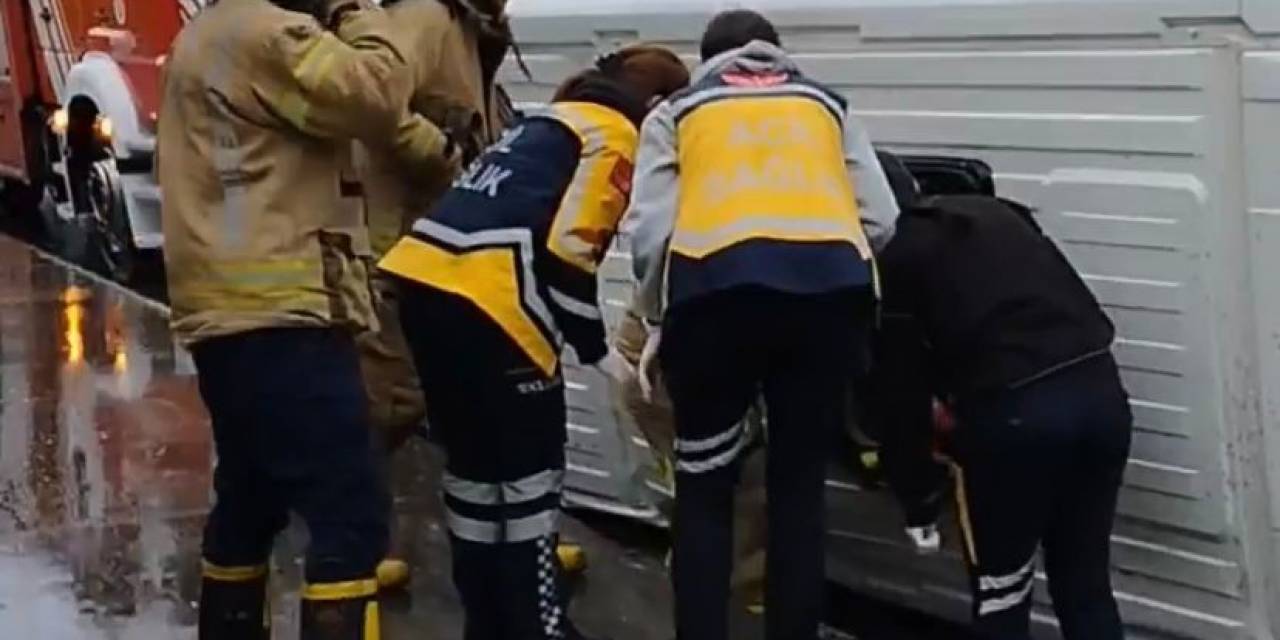 Pendik’te Kaygan Zemin Kazaya Neden Oldu