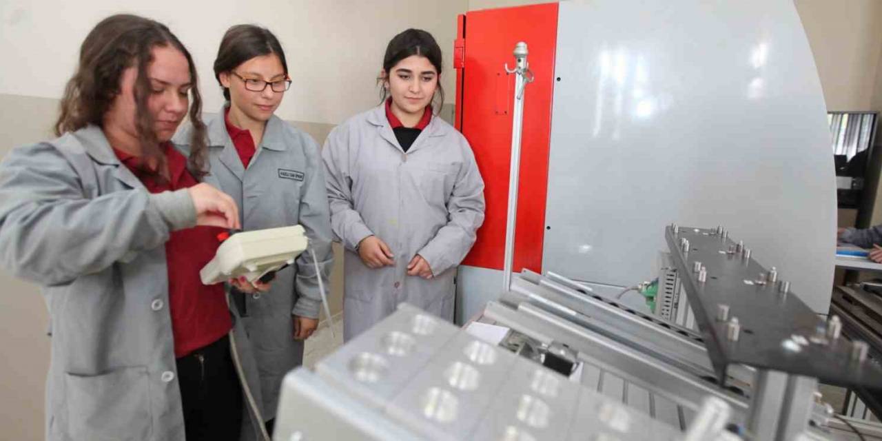 Meb, Uluslararası Meslek Liselerini Yaygınlaştırıyor