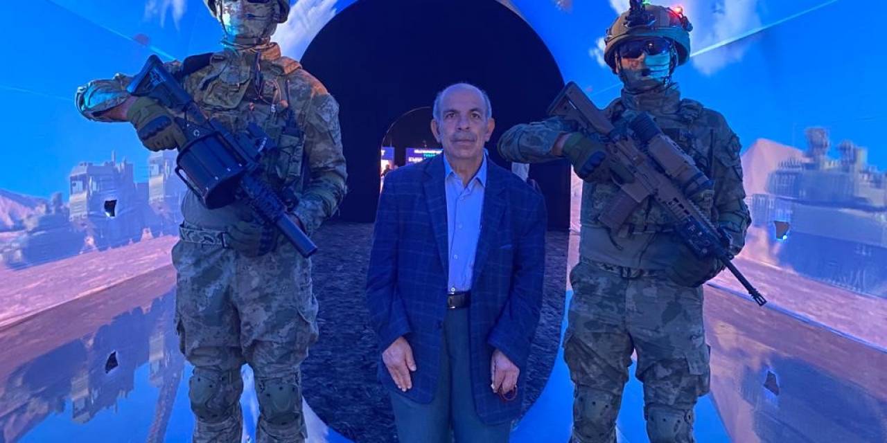 Tsk’nın Teçhizatlarını Gören Vatandaş: “allah Benim Ömrümden Alsın, Cumhurbaşkanımızın Ömrüne Versin”