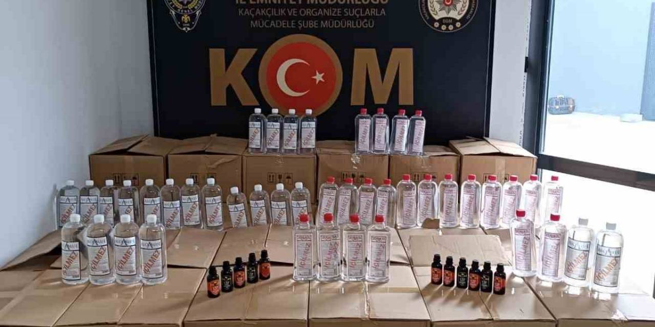 Çanakkale’de Alkol Yapımında Kullanılan 1633 Litre Yüzey Temizleyici Ele Geçirildi