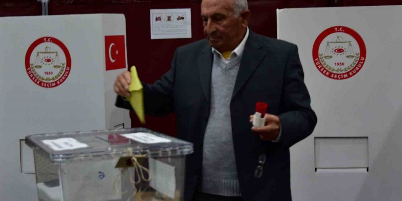 Türkiye’deki Seçimler İçin Kktc’de Oy Verme İşlemi Başladı