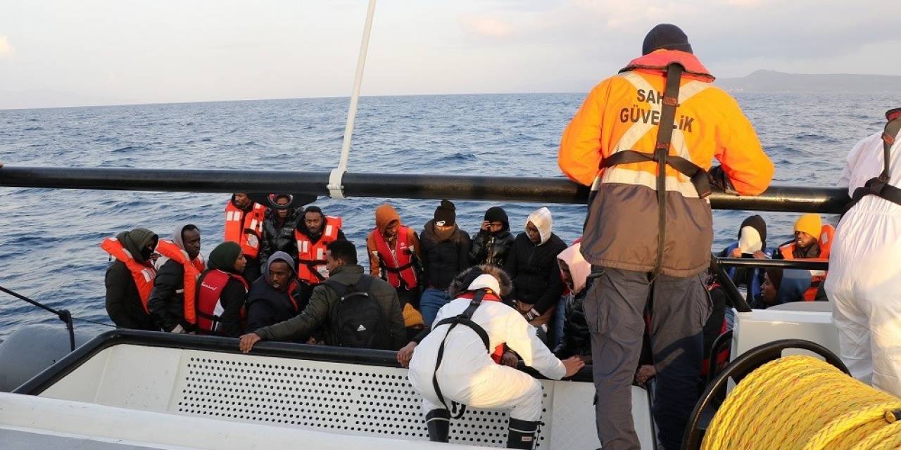 Yunan Unsurlarınca Ölüme Terk Edilen 50 Kaçak Göçmen Kurtarıldı