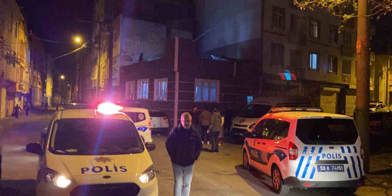 Silah Sesleri Polisi Harekete Geçirdi, Çatı Katından Cephanelik Çıktı: 11 Gözaltı