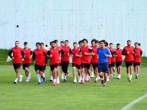 Denizlispor Elazığspor’a Bileniyor