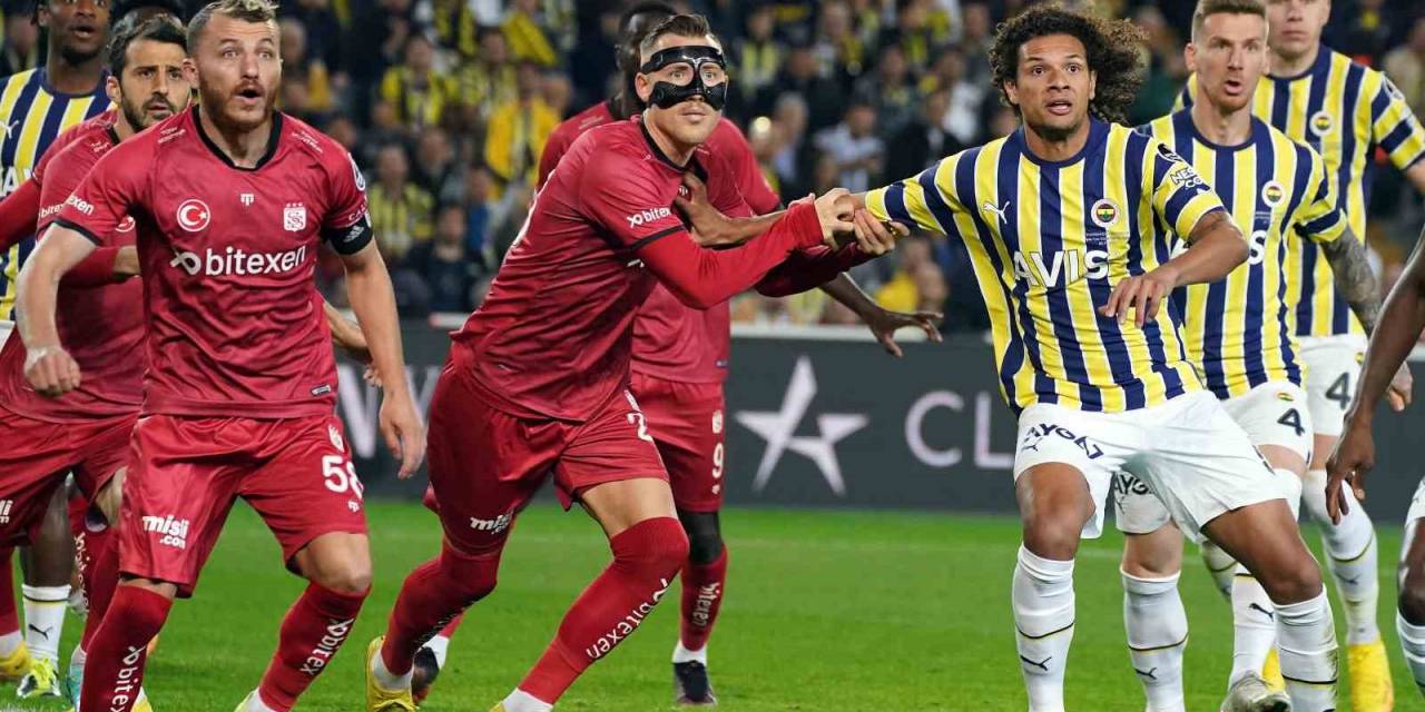 Fenerbahçe, Sivasspor Deplasmanında
