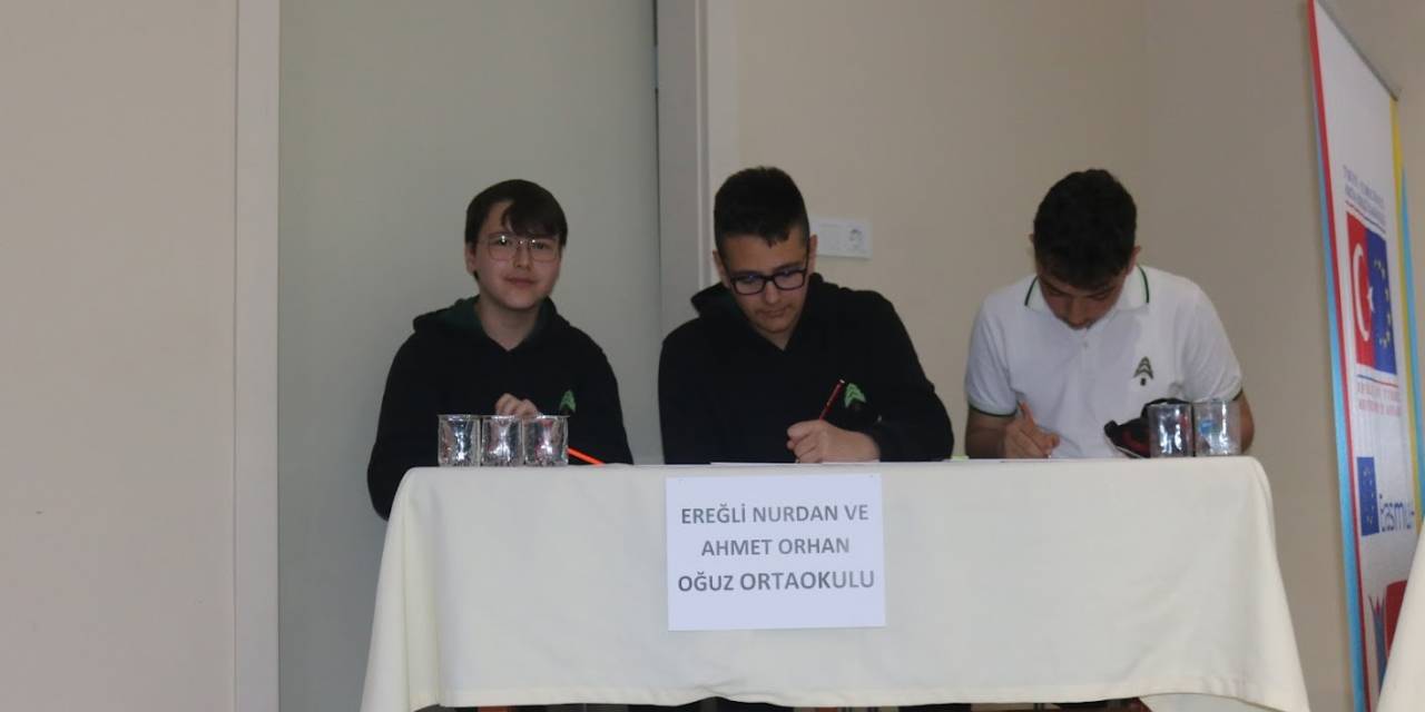 Devrek’te "zonguldak Çözüyor" Bilgi Yarışması