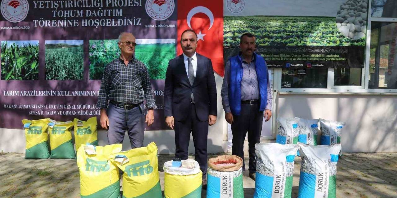 İklim Dostu Tohumlar Çiftçilerle Teslim Edildi