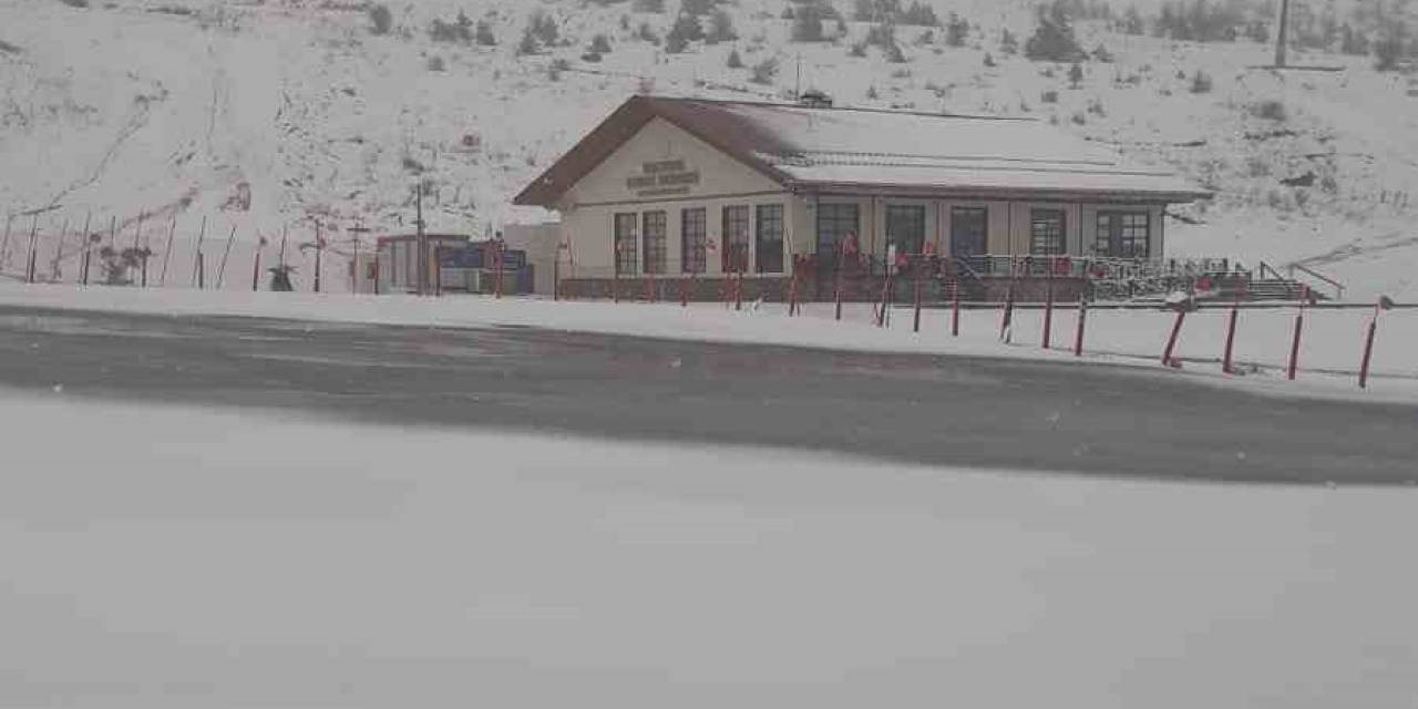 Karabük’e Nisan’da Kar Sürprizi