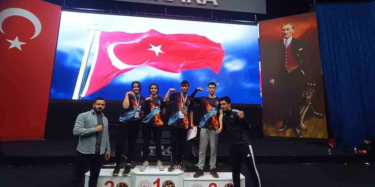 Bilek Güreşinde Tufanbeyli’nin Gururu Oldu