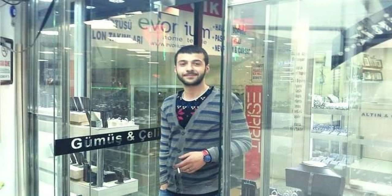 İstanbul’da Çifte Ölüm: İki Genç Araçta Başlarından Vurulmuş Halde Bulundu