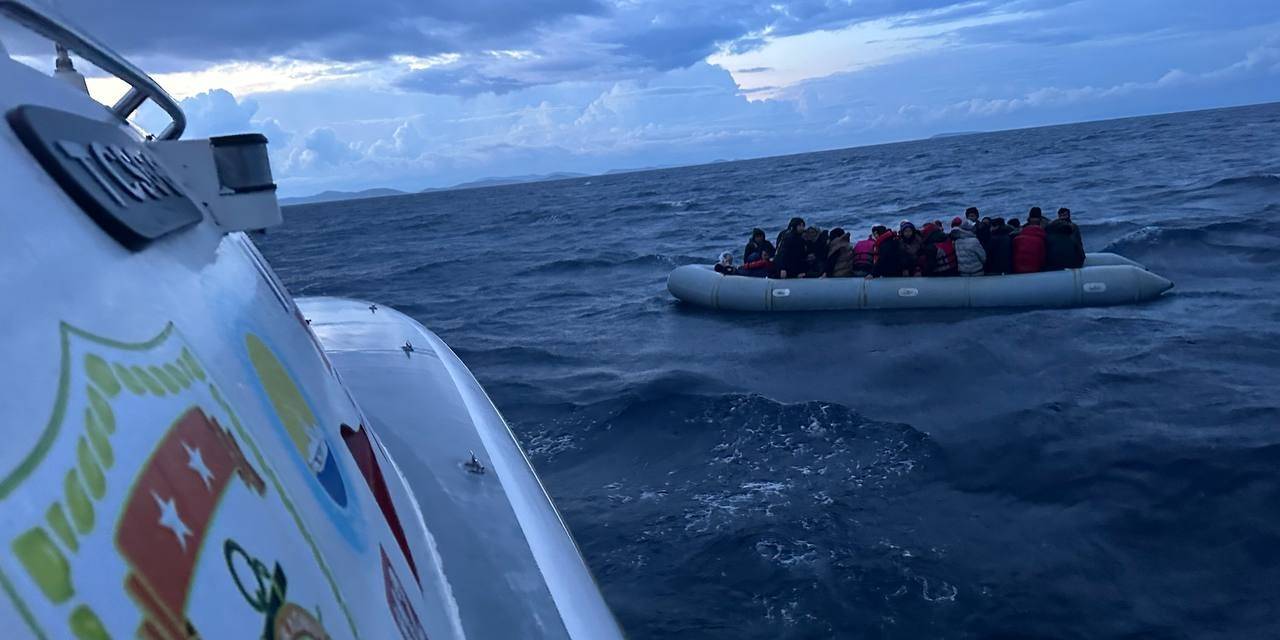 Yunan Unsurlarınca Ölüme Terk Edilen 39 Kaçak Göçmen Kurtarıldı