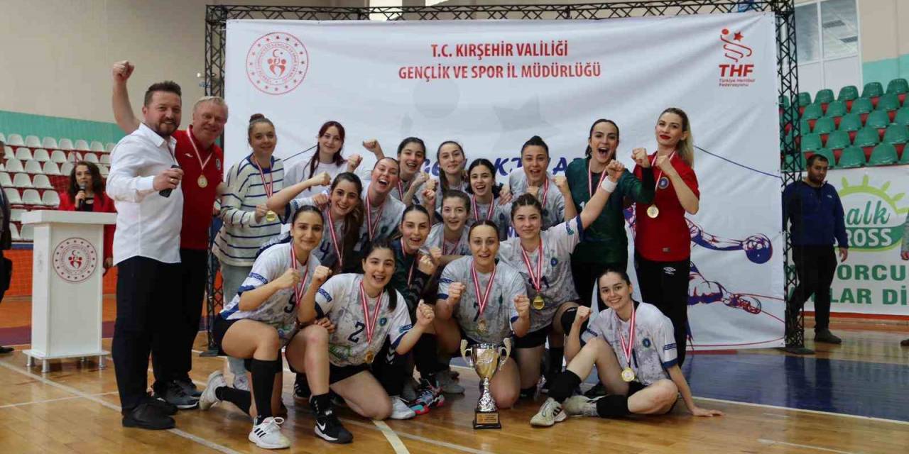 Poyrazın Kızları Türkiye Şampiyonu