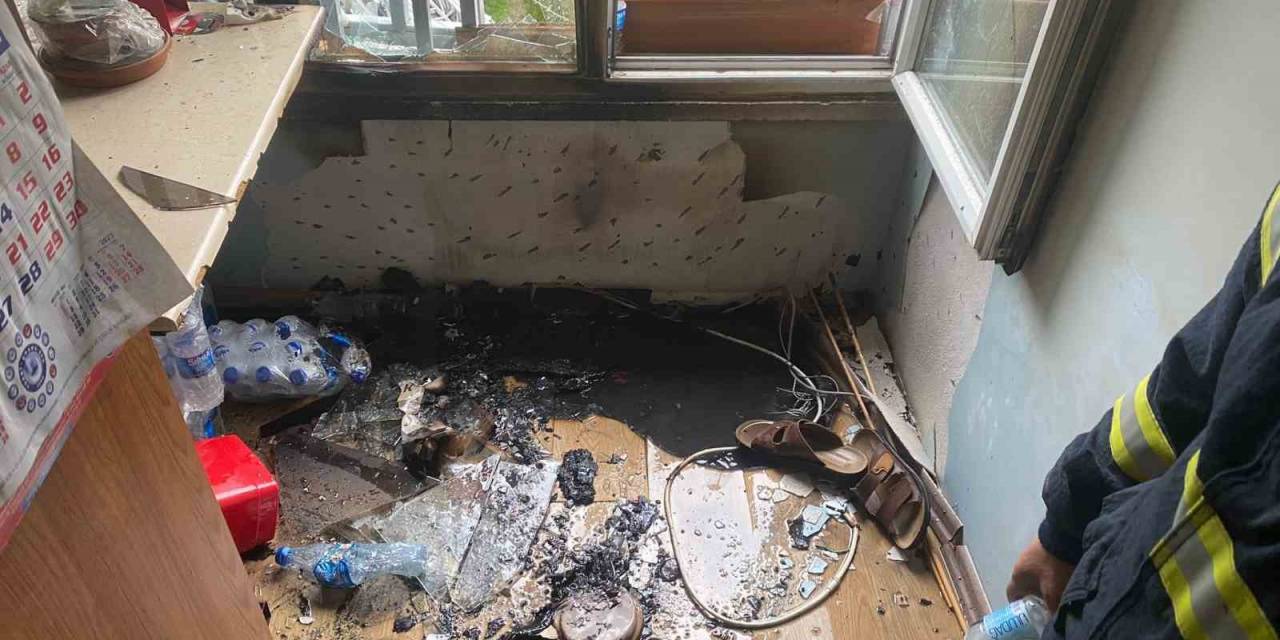 Burdur Gençlik Ve Spor İl Müdürlüğünde Korkutan Yangın
