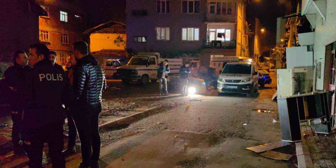 Sokak Ortasında Vuruldu