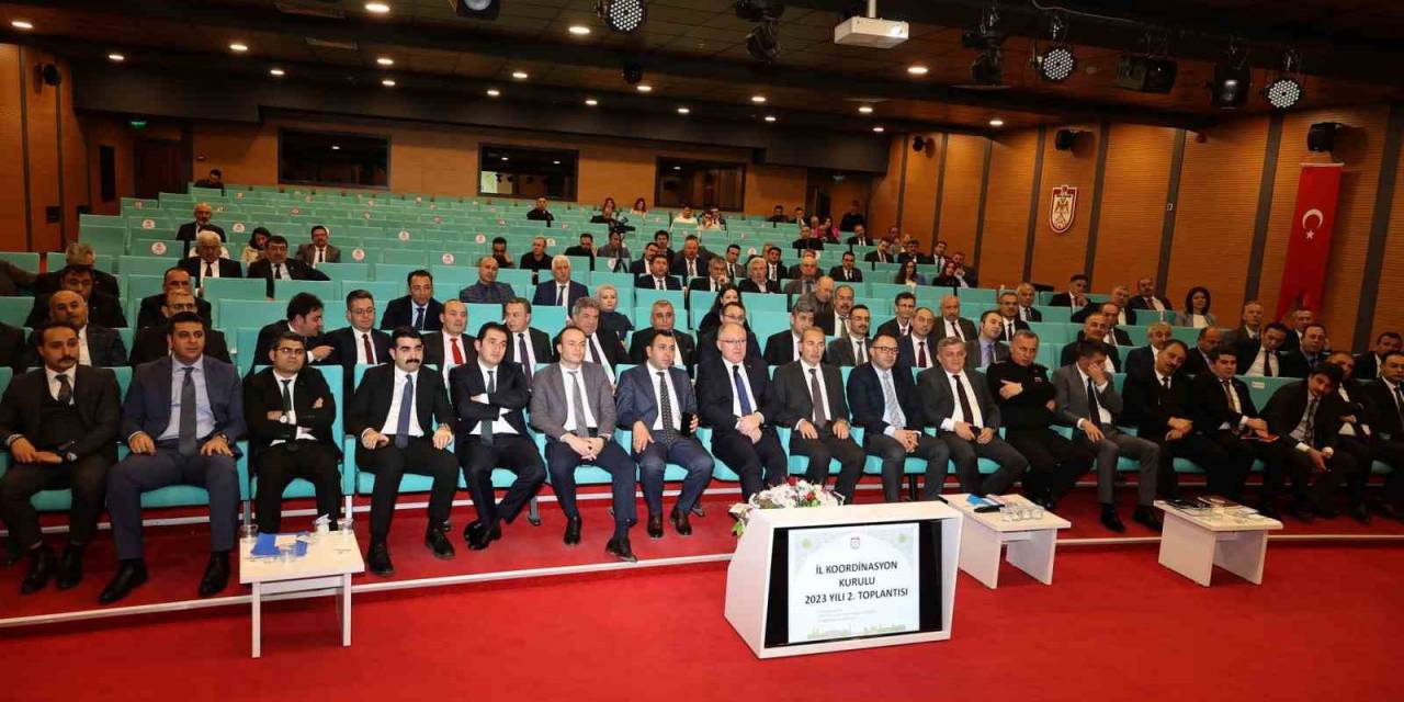 Hızlı Tren Yatırımları Tetikleyecek