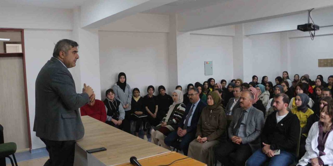 Eğitimin Kalitesinin Arttırılması İçin Fikir Alışverişinde Bulunuldu