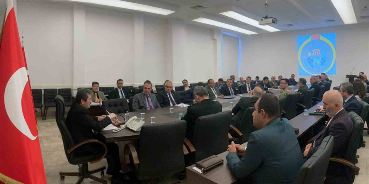 Deprem Bölgesinde Muğla’dan 9 Bin 479 Resmi Ve Gönüllü Görevli Var