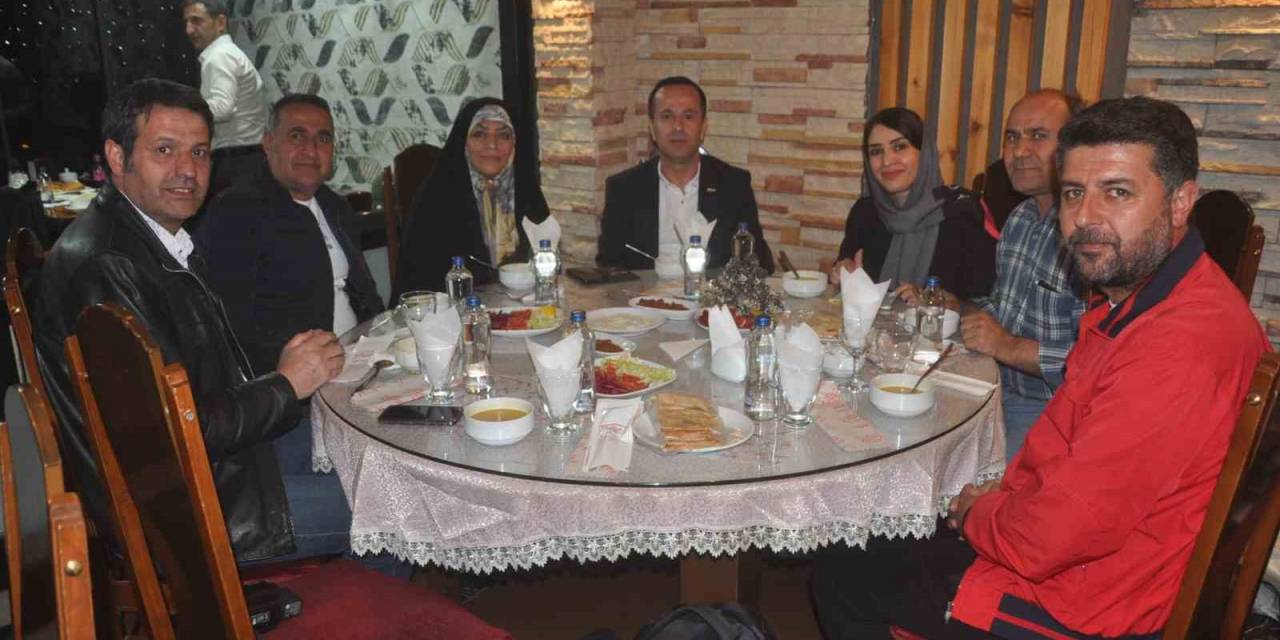 İranlı Turizmciler Yüksekova Ve Şemdinli’yi Gezdi