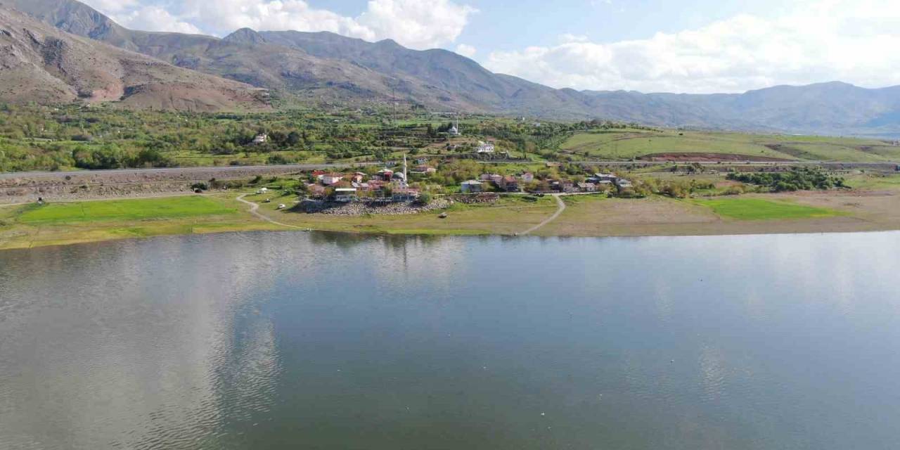 Kuraklıkla Boğuşan Şirin Köy, Yeniden Eski Güzelliğine Kavuştu